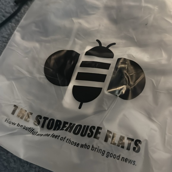 Size 10 Storehouse Flats. - Picture 2 of 6